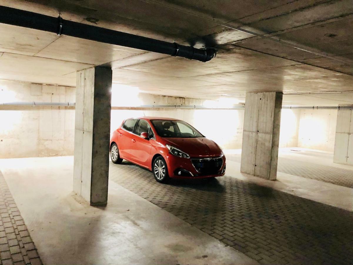 1-Bedroom Penthouse With Underground Parking Riga Dış mekan fotoğraf